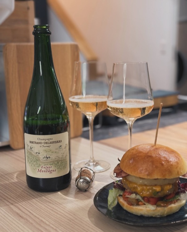 Manche Filme sind mehr als nur Filme. 
​
Pulp Fiction ist so einer. Zwischen meinem Bruder und mir ein Running-Gag. 
Egal, wann wir uns gesehen haben…