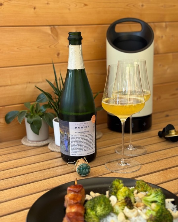 Sateé-Spieße, Mango-Chutney, Brokkoli vom Grill, Cashews, Reis, Limette. 
Das klingt nach Urlaub. 
War aber Montagnachmittag.

Die Idee: etwas…