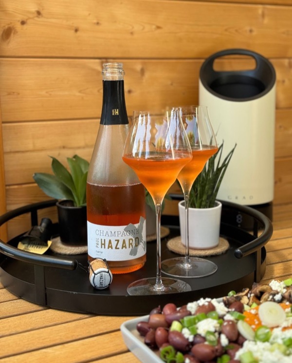 Vier Personen, vier Geschmäcker – das kennt man. 
Der eine will’s warm, die andere frisch. Der nächste ohne Oliven, aber bitte mit Feta. 
Und ich?…