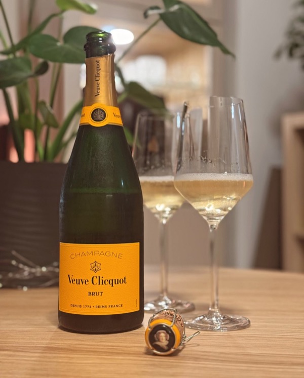 Nach dem die letzten Tasks an diesem Nachmittag erledigt waren, ging es abends genauso entspannt weiter – Oscars-„Aufzeichnung“ schauen, Snacks auf…