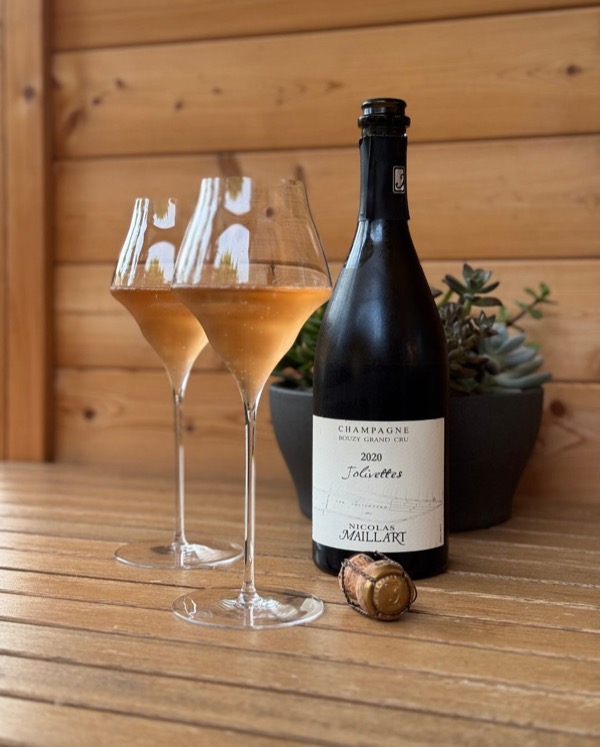 Bei manchen Winzern merkt man schnell: Das wird mehr als eine Momentaufnahme.

@nicolasmaillart ist für mich genau so ein Fall – nicht, weil eine…