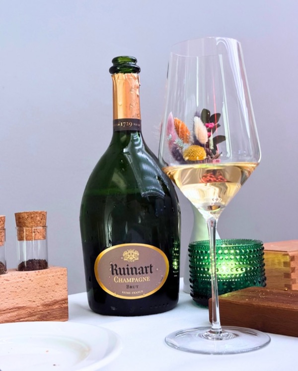 Gestern waren wir im wunderbaren @max_enk_leipzig . Wenn man ein wirklich großartiges Menü vor sich hat, braucht man manchmal keinen ultra-komplexen,…