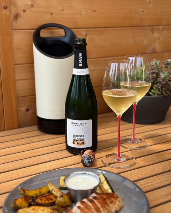 Heute wird einer dieser Tage: 16 Stunden draußen – von 6 Uhr morgens bis 22 Uhr abends. Der Pool im Dauereinsatz, alles ein bisschen verlangsamt. Ab…