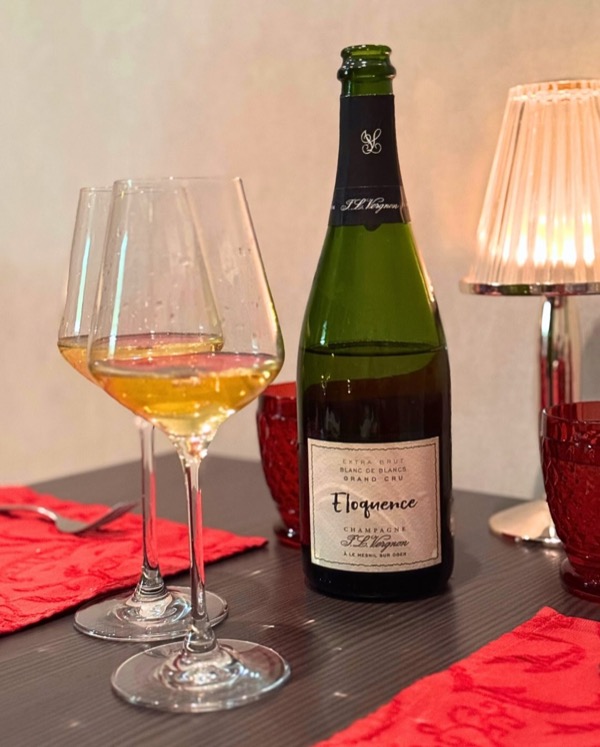 Gestern Abend waren wir zum Abschluss noch im restaurant_cest_la_vie_leipzig und haben uns ein fantastisches 7-Gänge-Menü gegönnt. Die Bilder vom…