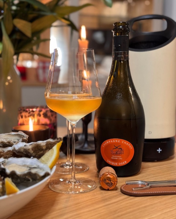 Wenn es um die Kombination mit frischen Austern geht, ist Reinheit für mich mittlerweile das oberste Gebot. Heute im Glas: Der…