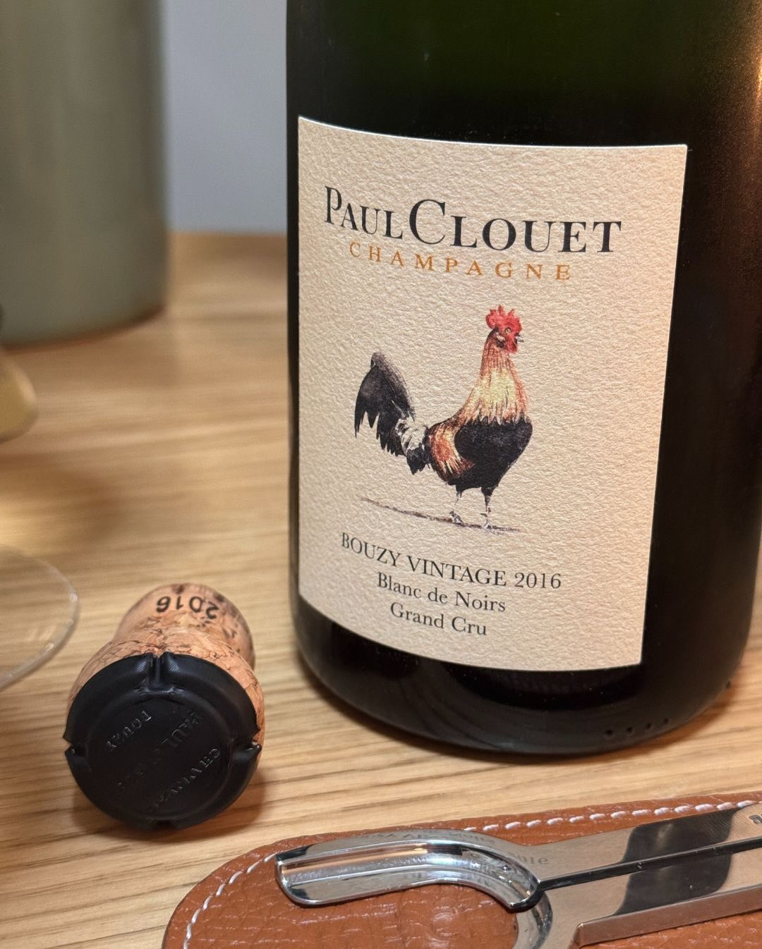 Bouzy Grand Cru ist die unangefochtene Heimat des Pinot Noir – und der 2016er Vintage von @bonnaireclouet ist die ultimative Hommage an dieses Terroir. ​ ​Bei Paul Clouet gilt d… (5)