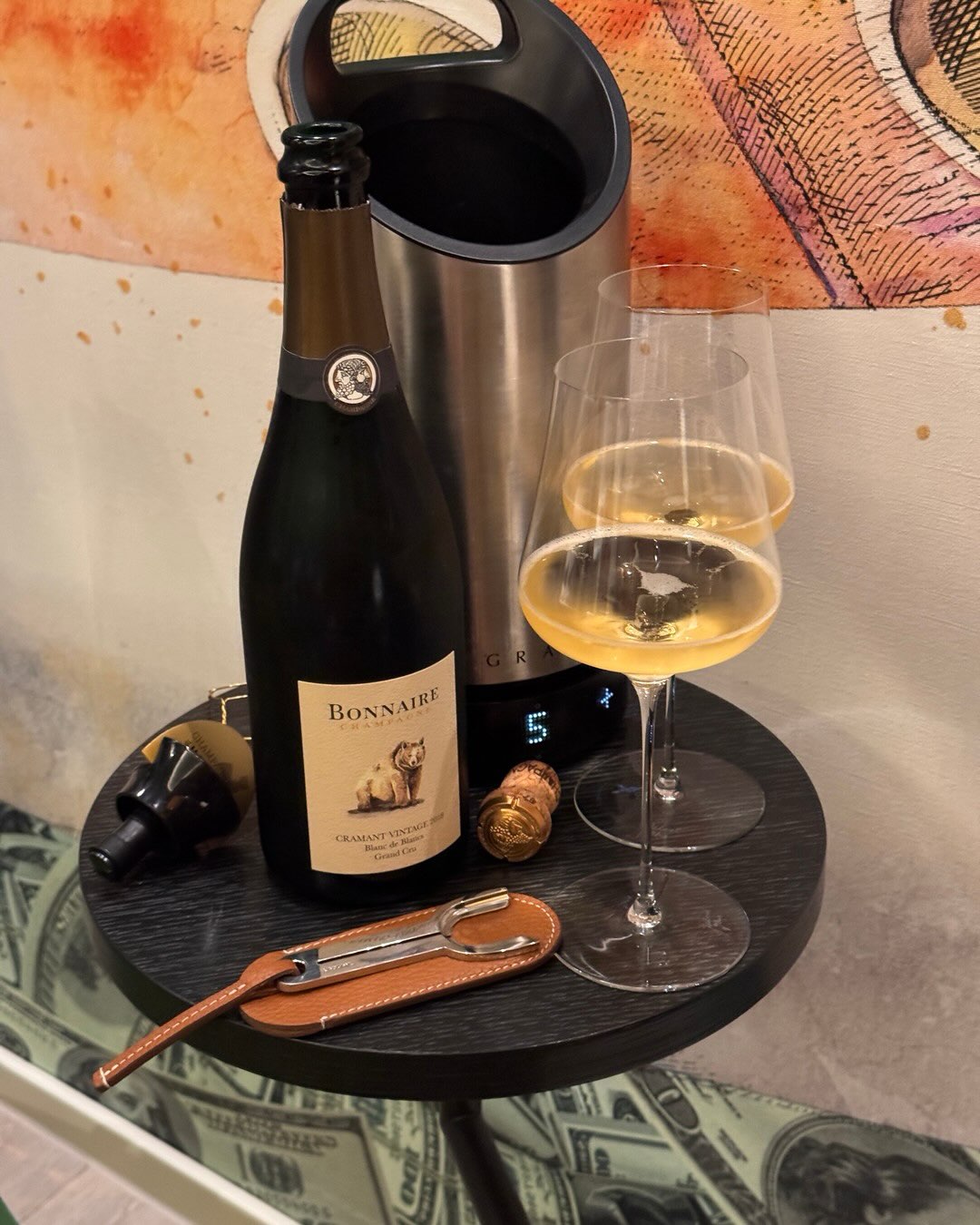 Der Cramant Vintage 2018 Blanc de Blancs von @bonnaireclouet kommt direkt aus Cramant, einem der wenigen Dörfer in der Côte des Blancs mit Grand-Cru-Status für Chardonnay. Bonna… (10)