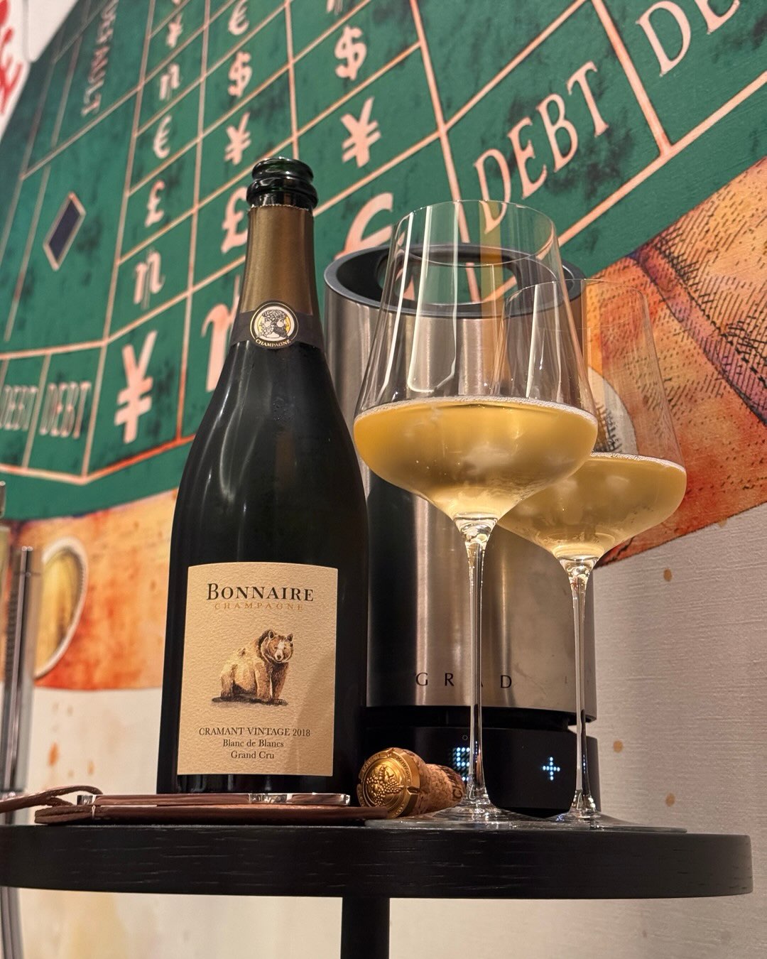 Der Cramant Vintage 2018 Blanc de Blancs von @bonnaireclouet kommt direkt aus Cramant, einem der wenigen Dörfer in der Côte des Blancs mit Grand-Cru-Status für Chardonnay. Bonna… (8)