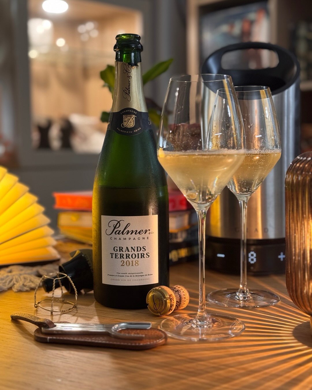 „Une année exceptionnelle.“ sagt das Etikett dieser 2018er Cuvée aus der Montagne de Reims. @champagnepalmer wurde 1947 von sieben Winzerfamilien in Reims gegründet und ist bis … (1)