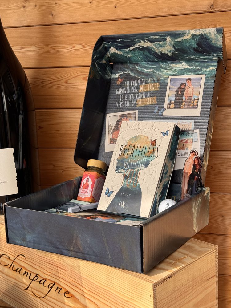Die Special Box zu Breathless Without You